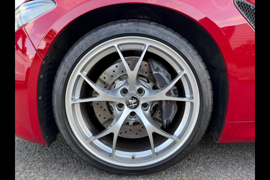 Alfa Romeo Giulia 2.9 V6 Quadrifoglio | 510PK | Carbon | Harman Kardon | Adaptive Cruise Control |Elektrisch Sportstoelen | Etc...