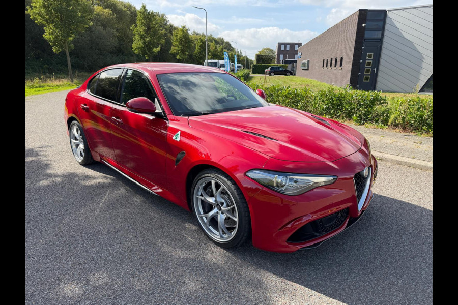 Alfa Romeo Giulia 2.9 V6 Quadrifoglio | 510PK | Carbon | Harman Kardon | Adaptive Cruise Control |Elektrisch Sportstoelen | Etc...