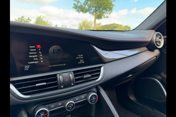 Alfa Romeo Giulia 2.9 V6 Quadrifoglio | 510PK | Carbon | Harman Kardon | Adaptive Cruise Control |Elektrisch Sportstoelen | Etc...