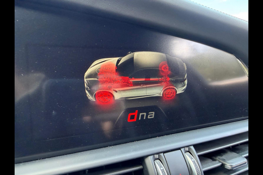 Alfa Romeo Giulia 2.9 V6 Quadrifoglio | 510PK | Carbon | Harman Kardon | Adaptive Cruise Control |Elektrisch Sportstoelen | Etc...