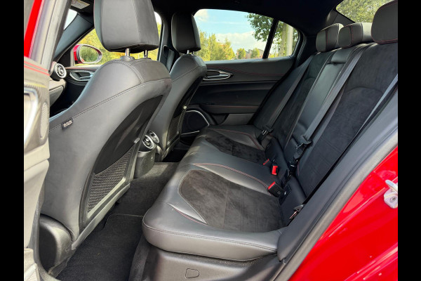 Alfa Romeo Giulia 2.9 V6 Quadrifoglio | 510PK | Carbon | Harman Kardon | Adaptive Cruise Control |Elektrisch Sportstoelen | Etc...