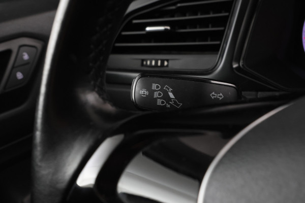 Volkswagen T-Roc 1.0 TSI Apple carplay, Climate, Lmv,