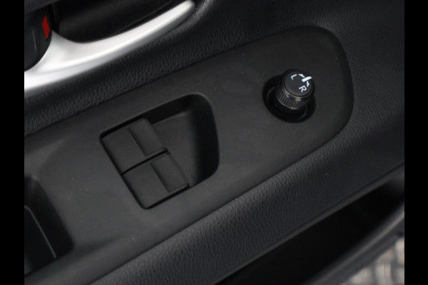 Toyota Aygo X Play | Stoelverwarming | Apple Carplay & AndroidAUTO | Camera |