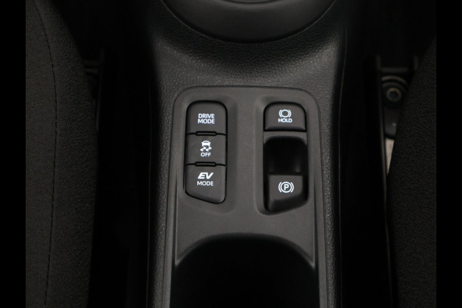 Toyota Aygo X Play | Stoelverwarming | Apple Carplay & AndroidAUTO | Camera |