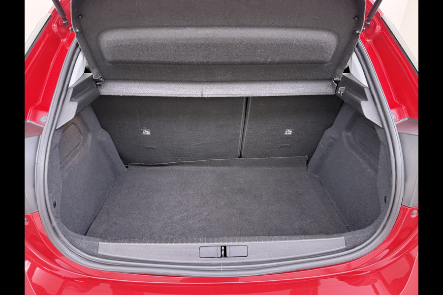 Opel Corsa 1.2T 101PK Elegance 360°Camera Navi Keyless DodehoekdetectieEcc Apple Carplay Android Auto Cruise Control Pdc Lmv Isofix Led DAB Bluetooth Lane Assist 1e Eigenaar Dealeronderhouden Origineel Nederlandse Auto