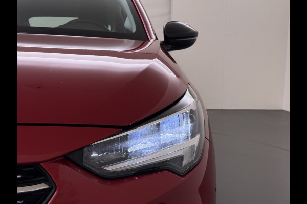 Opel Corsa 1.2T 101PK Elegance 360°Camera Navi Keyless DodehoekdetectieEcc Apple Carplay Android Auto Cruise Control Pdc Lmv Isofix Led DAB Bluetooth Lane Assist 1e Eigenaar Dealeronderhouden Origineel Nederlandse Auto