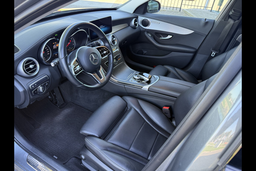 Mercedes-Benz C-Klasse Estate 300 e Business Solution AMG ** Leder ** 360 camera ** Rijbereik tot 50km