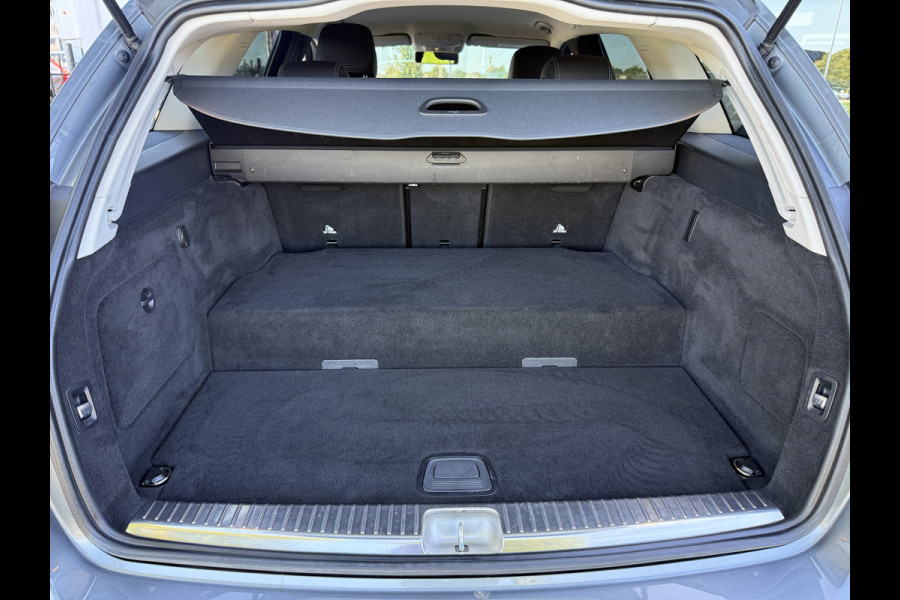 Mercedes-Benz C-Klasse Estate 300 e Business Solution AMG ** Leder ** 360 camera ** Rijbereik tot 50km