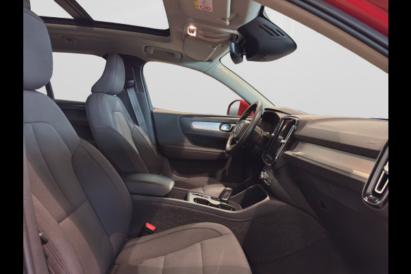Volvo XC40 T4 Aut. Plug-in Hybrid Business Parkeercamera Panoramadak 211pk