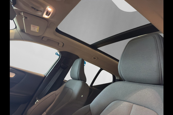 Volvo XC40 T4 Aut. Plug-in Hybrid Business Parkeercamera Panoramadak 211pk