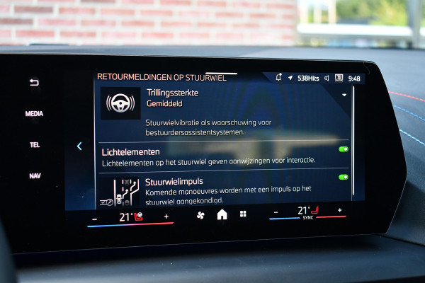 BMW 2 Serie Gran Coupé 220 M-Sport Pano ACC H/K E-zetels 360 HUD