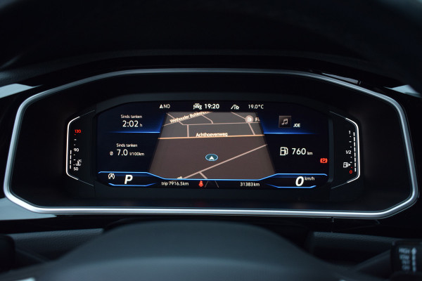 Volkswagen T-Roc 1.5 TSI DSG R-Line | Camera | Keyless | IQ-light | 17"