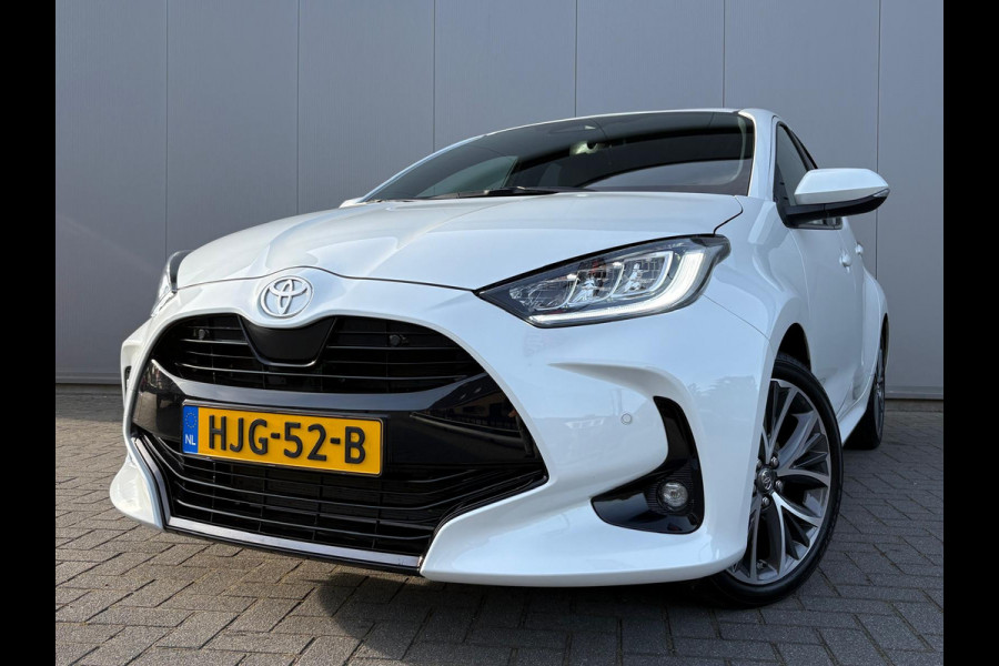Toyota Yaris 1.5 Hybrid 130 Executive Camera/Head-up display/Parkeerhulp/Carplay-Android auto