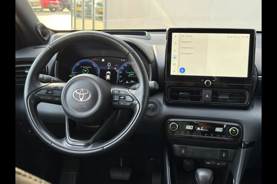 Toyota Yaris 1.5 Hybrid 130 Executive Camera/Head-up display/Parkeerhulp/Carplay-Android auto