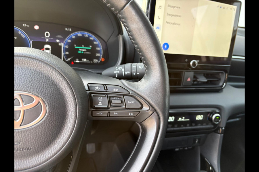 Toyota Yaris 1.5 Hybrid 130 Executive Camera/Head-up display/Parkeerhulp/Carplay-Android auto