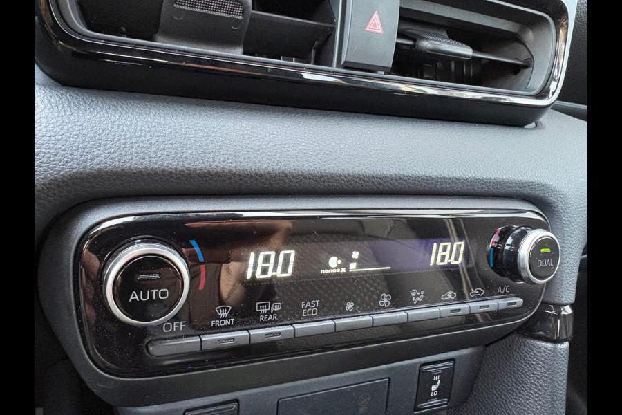 Toyota Yaris 1.5 Hybrid 130 Executive Camera/Head-up display/Parkeerhulp/Carplay-Android auto
