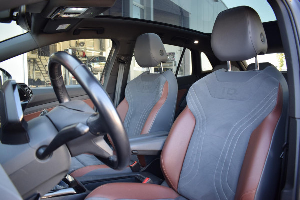 Volkswagen ID.4 First Max 77 kWh | SOH: 88,1% | Pano | HUD | 360 Cam. | Stuur- en Stoelverwarming