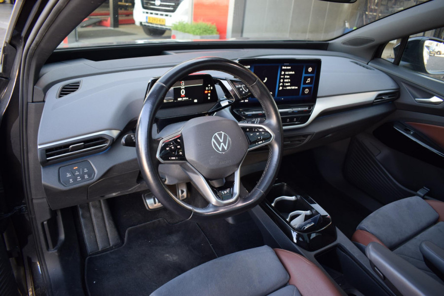 Volkswagen ID.4 First Max 77 kWh | SOH: 88,1% | Pano | HUD | 360 Cam. | Stuur- en Stoelverwarming