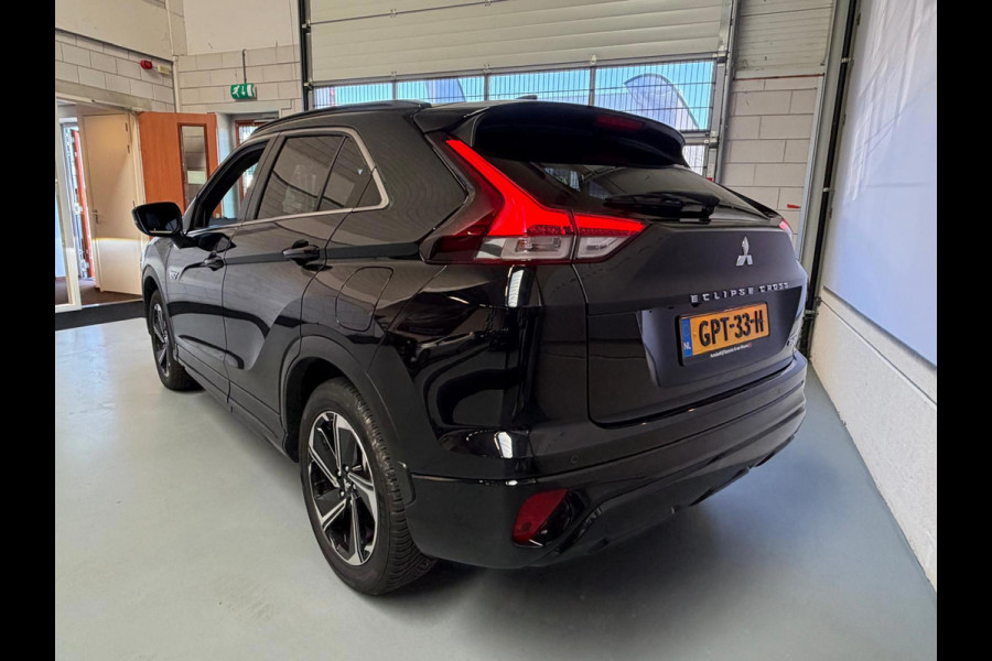Mitsubishi Eclipse Cross 2.4 PHEV Instyle, Dealer onderhouden, Pano, Camera, Stoel/Stuurverwarming. Carplay