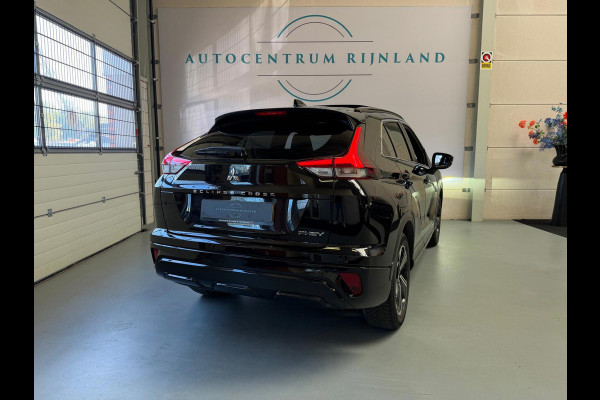 Mitsubishi Eclipse Cross 2.4 PHEV Instyle, Dealer onderhouden, Pano, Camera, Stoel/Stuurverwarming. Carplay
