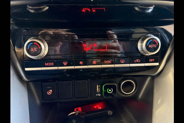 Mitsubishi Eclipse Cross 2.4 PHEV Instyle, Dealer onderhouden, Pano, Camera, Stoel/Stuurverwarming. Carplay