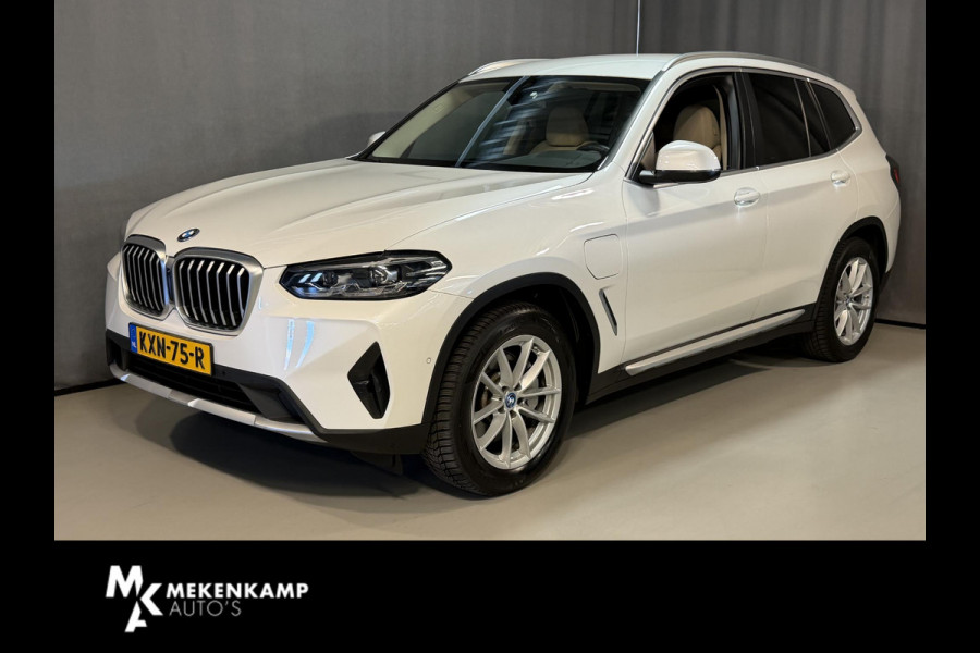 BMW X3 xDrive30e 18"/Leder/Dodehoek/Camera/Keyless/LED/Navigatie