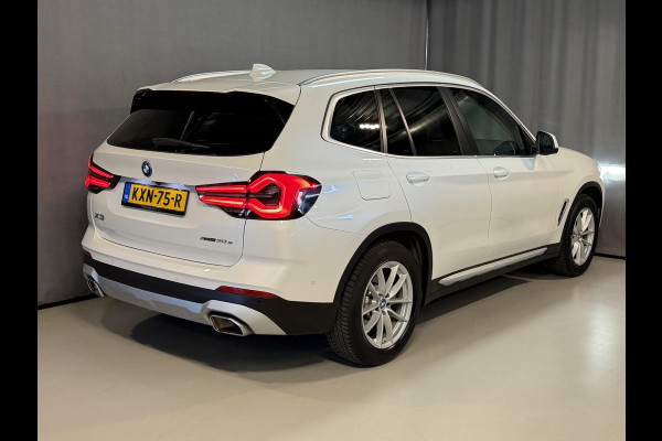 BMW X3 xDrive30e 18"/Leder/Dodehoek/Camera/Keyless/LED/Navigatie