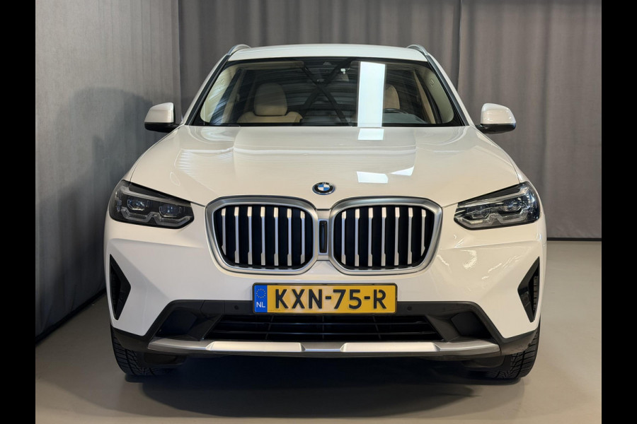 BMW X3 xDrive30e 18"/Leder/Dodehoek/Camera/Keyless/LED/Navigatie