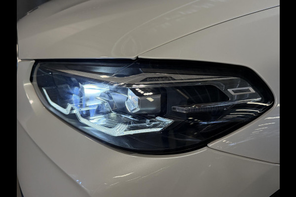 BMW X3 xDrive30e 18"/Leder/Dodehoek/Camera/Keyless/LED/Navigatie