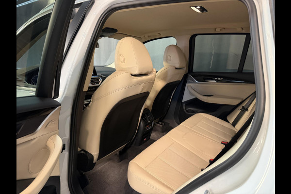 BMW X3 xDrive30e 18"/Leder/Dodehoek/Camera/Keyless/LED/Navigatie