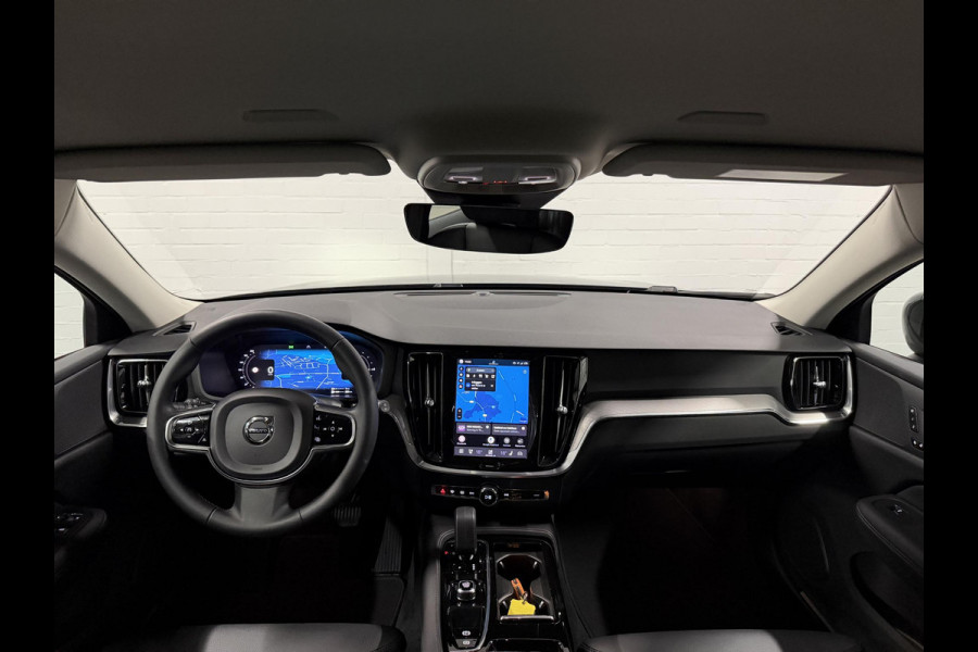 Volvo V60 2.0 T6 Plug-in hybrid AWD Plus Dark Long range | Trekhaak | Stuur-/stoelverwarming | Memory | Cruise-/climate control | Leder | Carplay