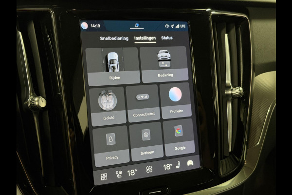 Volvo V60 2.0 T6 Plug-in hybrid AWD Plus Dark Long range | Trekhaak | Stuur-/stoelverwarming | Memory | Cruise-/climate control | Leder | Carplay