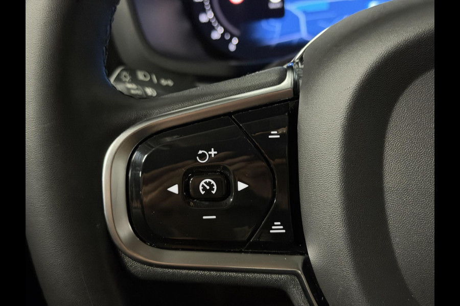 Volvo V60 2.0 T6 Plug-in hybrid AWD Plus Dark Long range | Trekhaak | Stuur-/stoelverwarming | Memory | Cruise-/climate control | Leder | Carplay