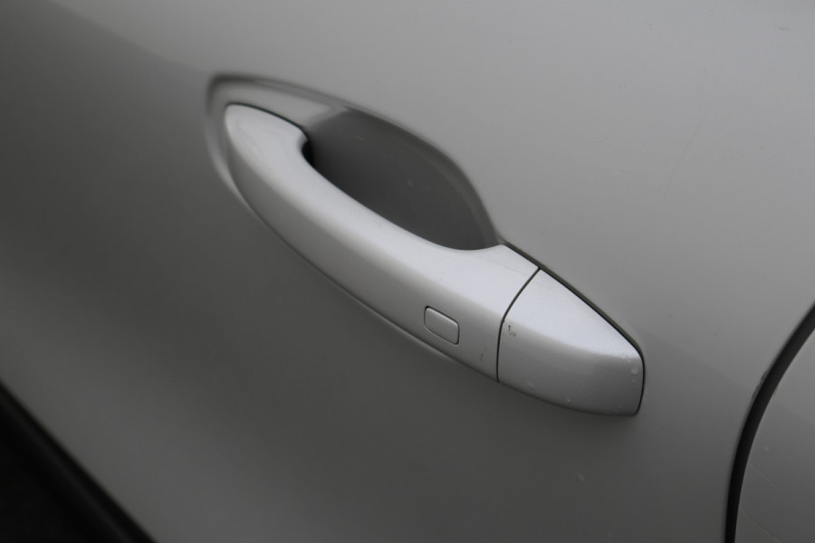 Renault Arkana 1.3 TCe 140 R.S. Line Camera, ACC, Apple Carplay, Elektr. Stoelen, Keyless, PDC