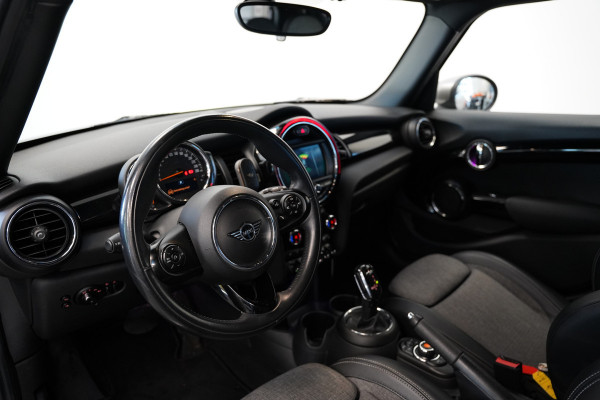 MINI 5-deurs 1.5 Cooper Chili Navigatie Full-led CruiseControl