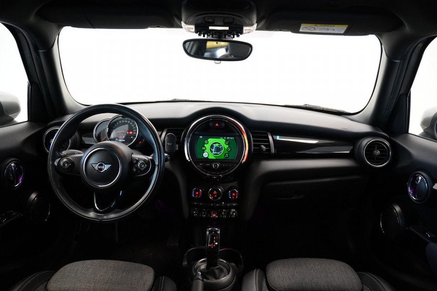 MINI 5-deurs 1.5 Cooper Chili Navigatie Full-led CruiseControl