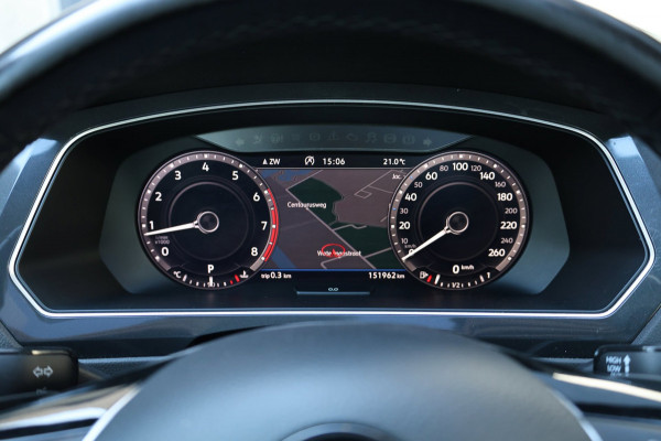 Volkswagen Tiguan 1.4 TSI ACT R-line LED/VIRTUAL/LEER+S.VERWARMING/LMV/CAM/LINE/ACC/ECC/12 MND GARANTIE!