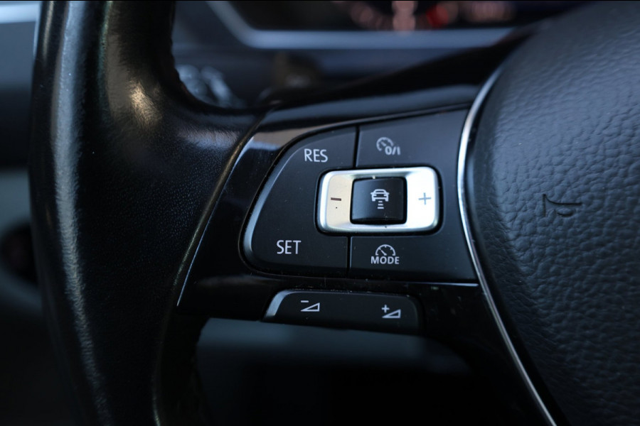 Volkswagen Tiguan 1.4 TSI ACT R-line LED/VIRTUAL/LEER+S.VERWARMING/LMV/CAM/LINE/ACC/ECC/12 MND GARANTIE!