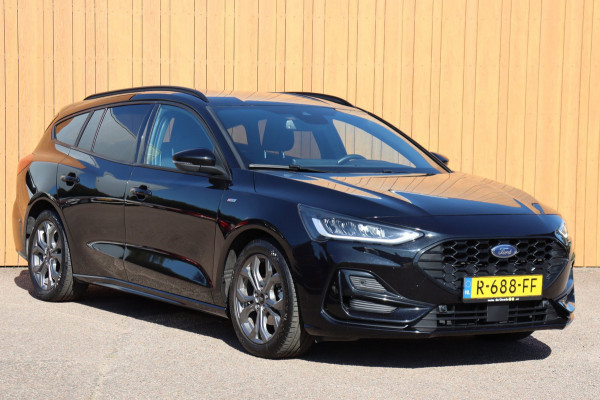 Ford Focus Wagon 1.0 EcoBoost Hybrid ST Line X Org. NL camera winterpack