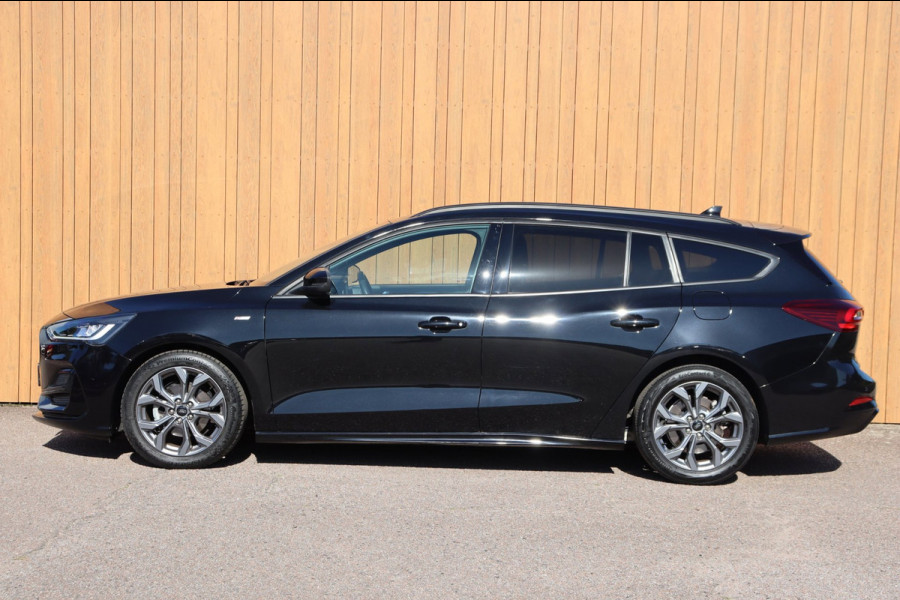 Ford Focus Wagon 1.0 EcoBoost Hybrid ST Line X Org. NL camera winterpack