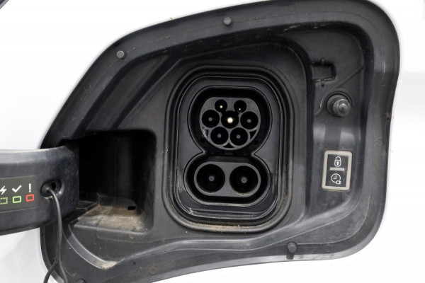 Toyota ProAce Electric Worker Comfort Extra Range 75 kWh Snellader SOH 95% 11-2022