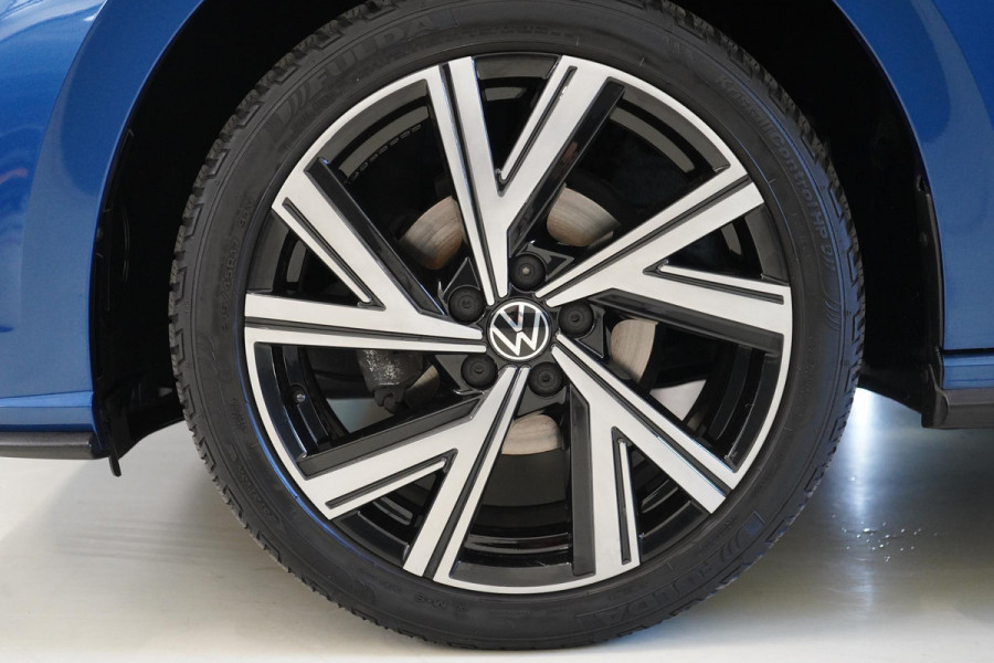 Volkswagen Polo 1.0 TSI R-Line Business | Panoramadak | Navigatie | Stoelverwarming | Lm velgen | Keyless