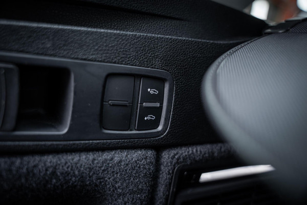 Audi Q5 50 TFSI e Quattro Pro Line | Luchtvering | Matrix LED | Inparkeersysteem | Drive select | Trekhaak | Navigatie | SoH 94% |