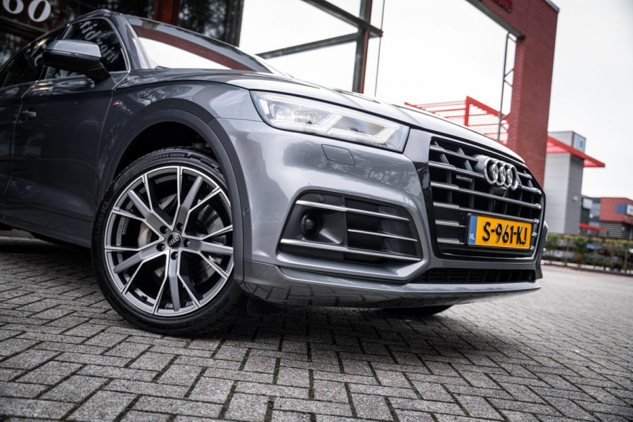 Audi Q5 50 TFSI e Quattro Pro Line | Luchtvering | Matrix LED | Inparkeersysteem | Drive select | Trekhaak | Navigatie | SoH 94% |