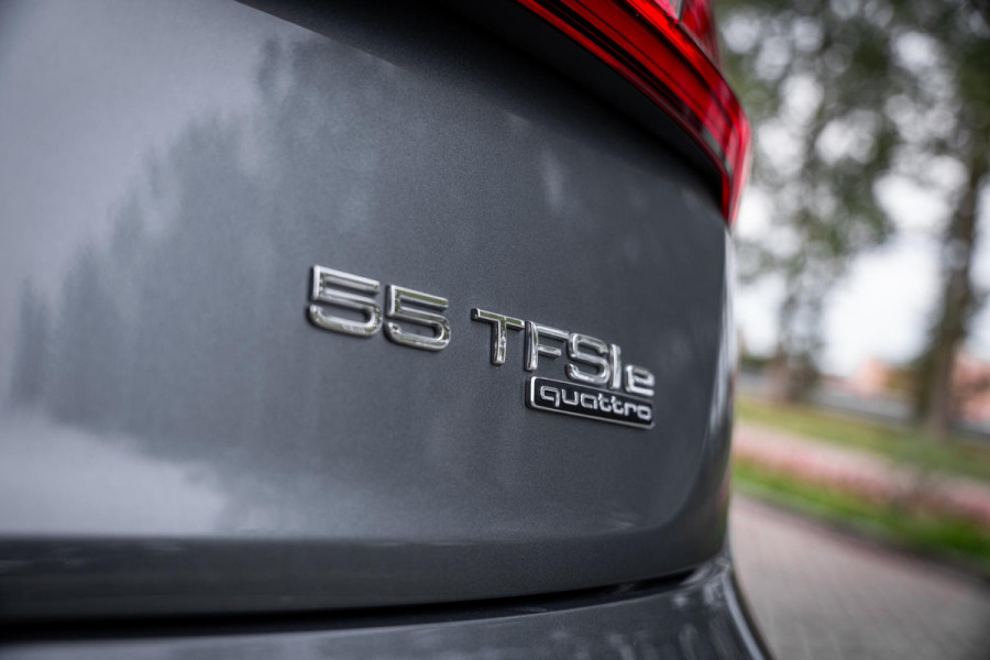 Audi Q5 50 TFSI e Quattro Pro Line | Luchtvering | Matrix LED | Inparkeersysteem | Drive select | Trekhaak | Navigatie | SoH 94% |