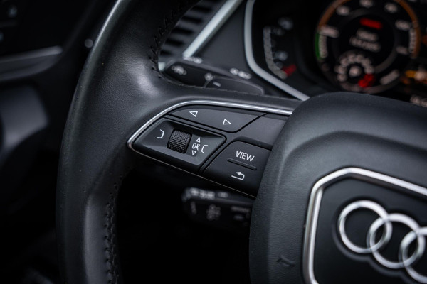Audi Q5 50 TFSI e Quattro Pro Line | Luchtvering | Matrix LED | Inparkeersysteem | Drive select | Trekhaak | Navigatie | SoH 94% |
