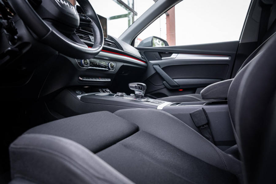 Audi Q5 50 TFSI e Quattro Pro Line | Luchtvering | Matrix LED | Inparkeersysteem | Drive select | Trekhaak | Navigatie | SoH 94% |