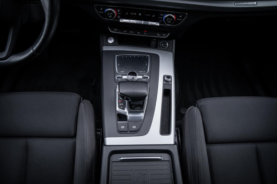 Audi Q5 50 TFSI e Quattro Pro Line | Luchtvering | Matrix LED | Inparkeersysteem | Drive select | Trekhaak | Navigatie | SoH 94% |