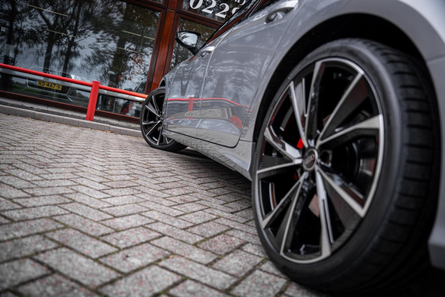 Audi A6 Avant 55 TFSI E quattro Competition S-line | Panoramadak| Stuur, stoelverwarming | Memory Seats |Leder| Appconnect|