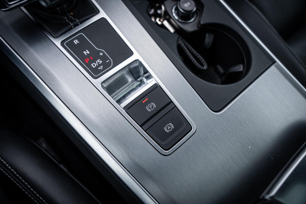 Audi A6 Avant 55 TFSI E quattro Competition S-line | Panoramadak| Stuur, stoelverwarming | Memory Seats |Leder| Appconnect|